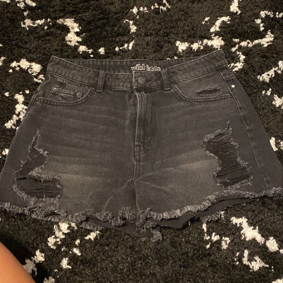 Wild Fable black distressed denim shorts - Picture 1 of 1
